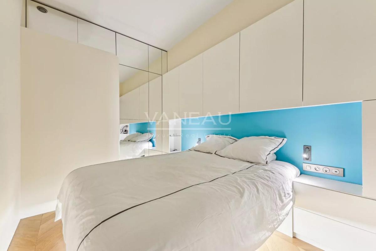 PARIS VIII - MADELEINE