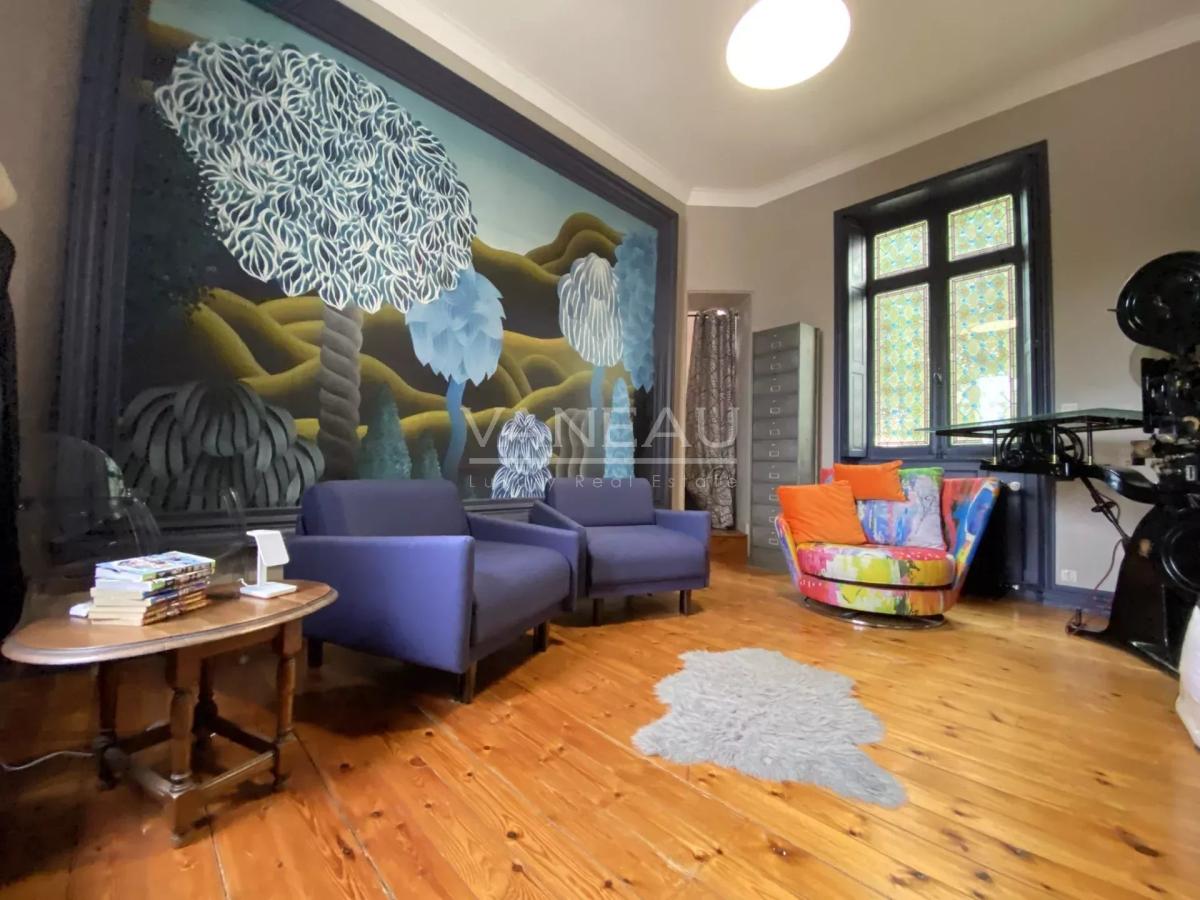 Somptueux Manoir rénové au coeur d' Angers avec piscine