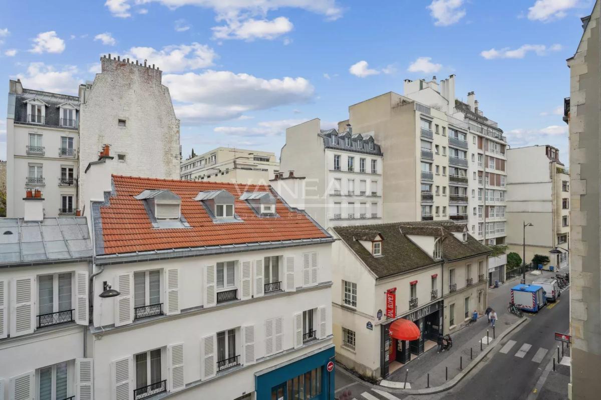 Paris XVe - Sèvres Lecourbe / Blomet : Studio calme et lumineux