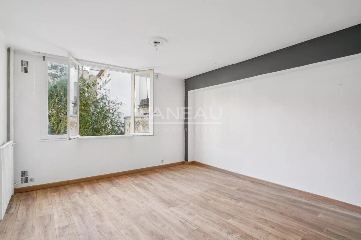 Oberkampf - Lumineux studio sur jardin