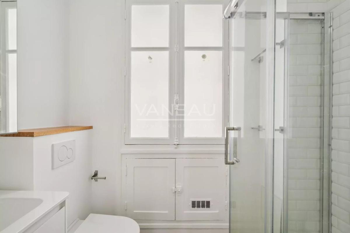 LOCATION MEUBLÉE - 3 PIÈCES