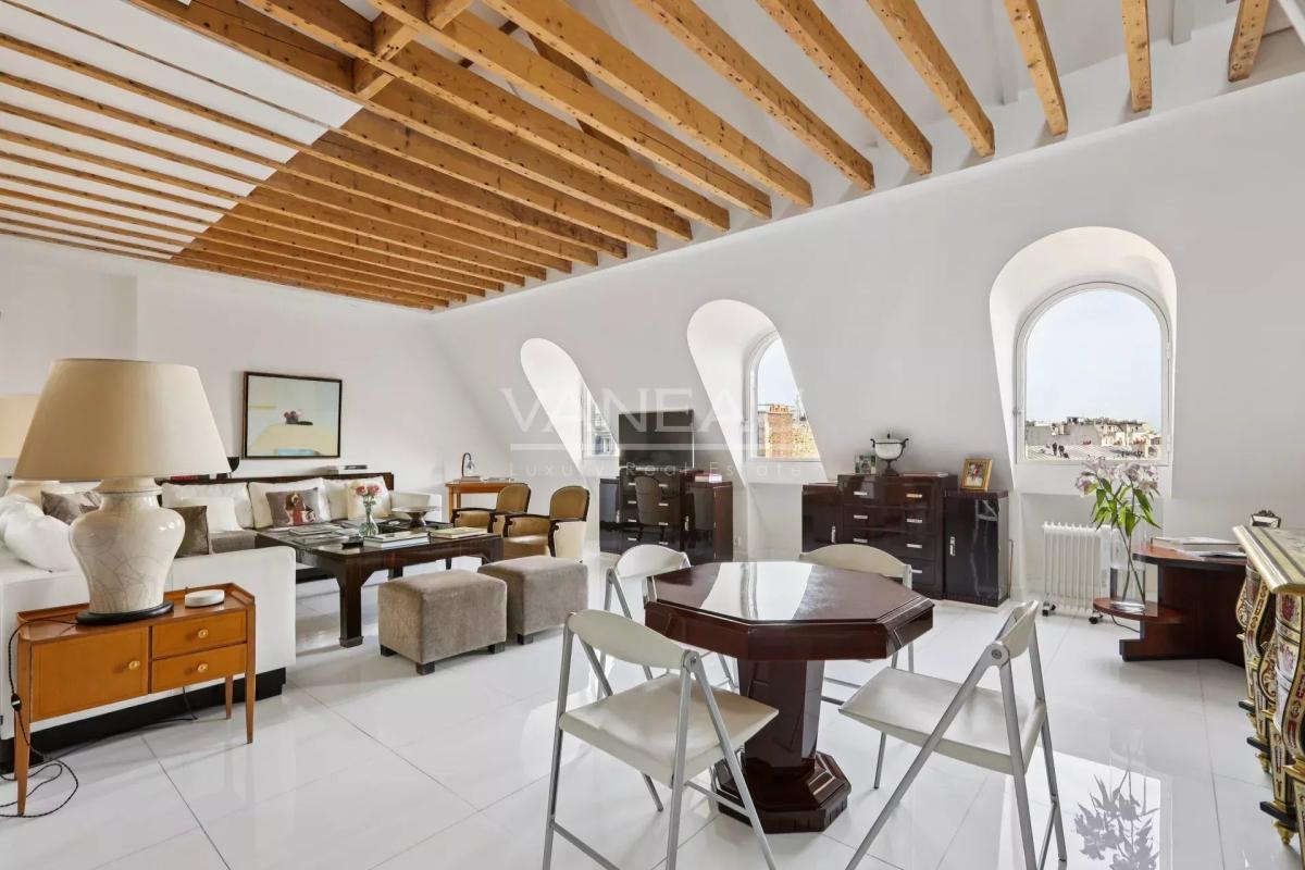 PARIS XVIe - Victor Hugo - Bel appartement dernier étage, vue To