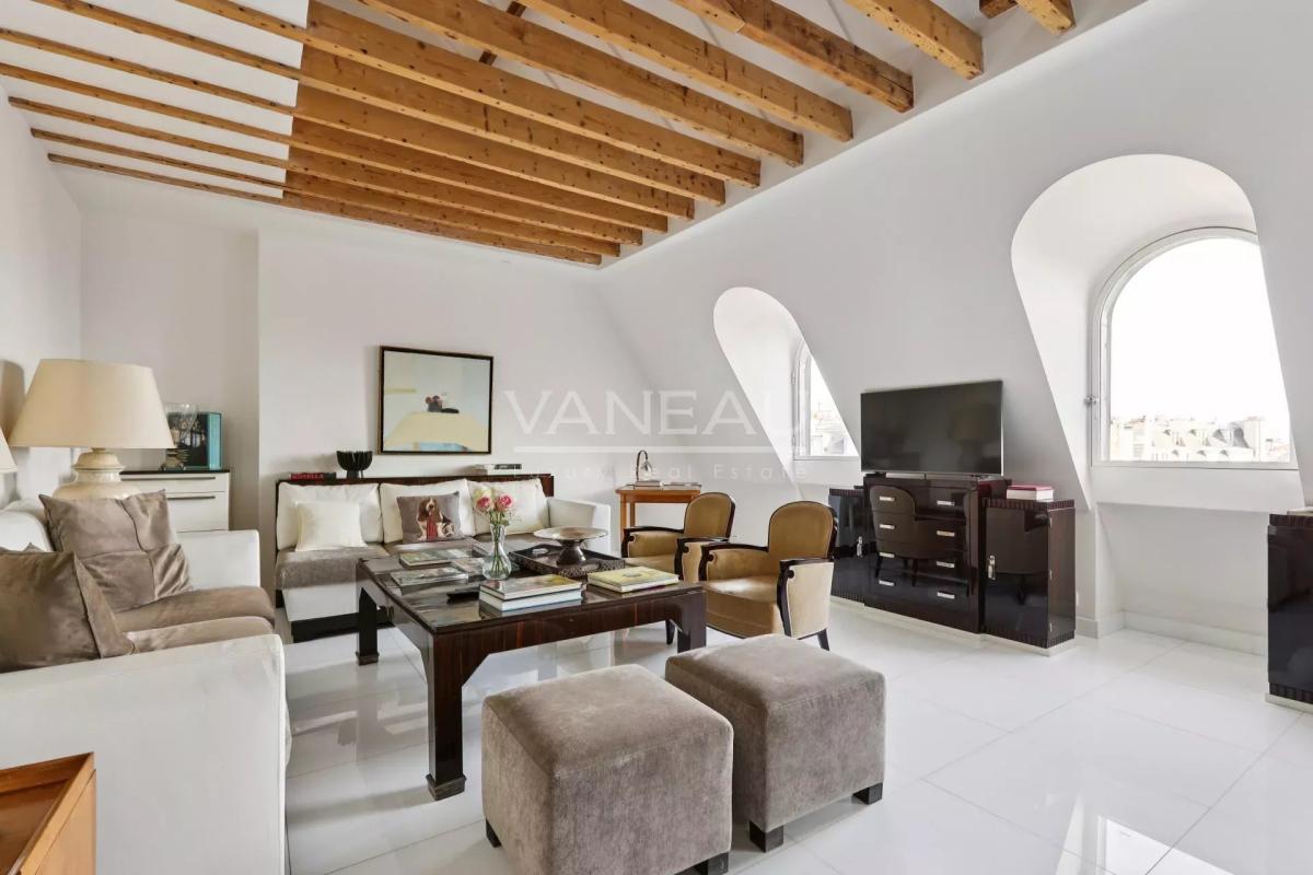 PARIS XVIe - Victor Hugo - Bel appartement dernier étage, vue To