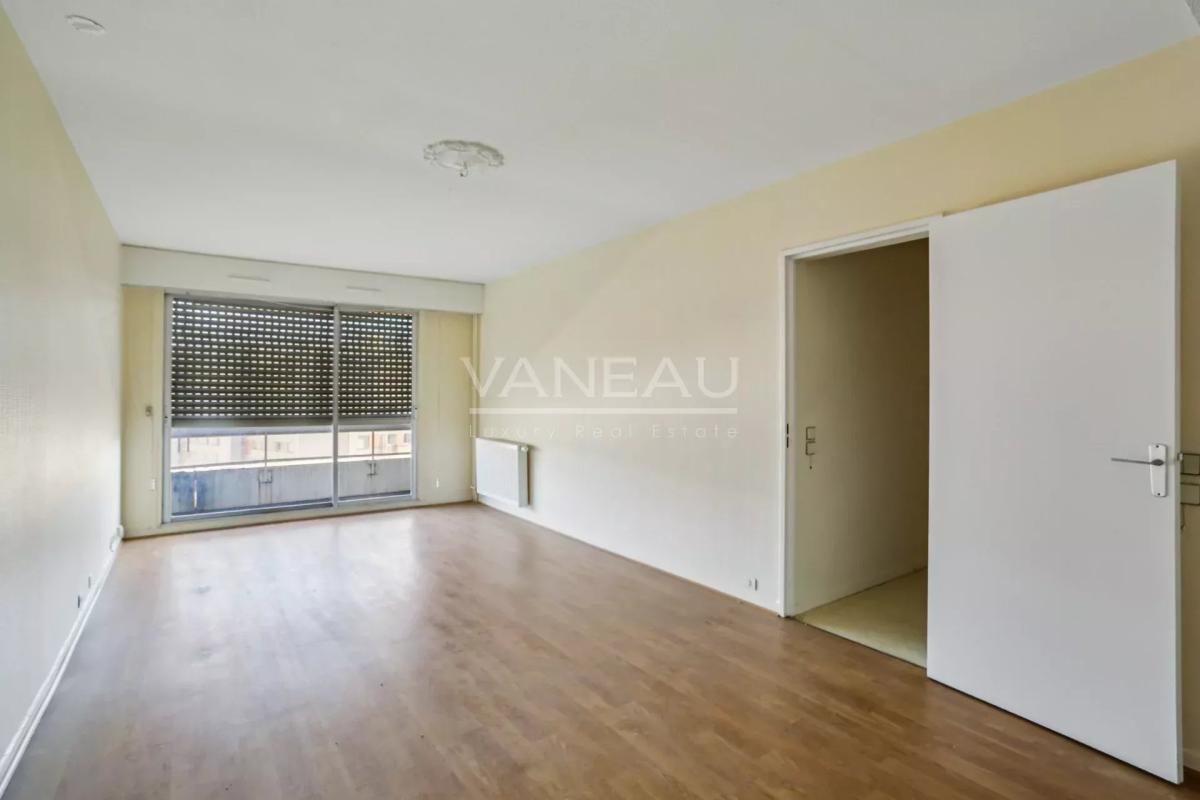 Convention-Alleray - 2 pièces avec balcon et vue dégagée