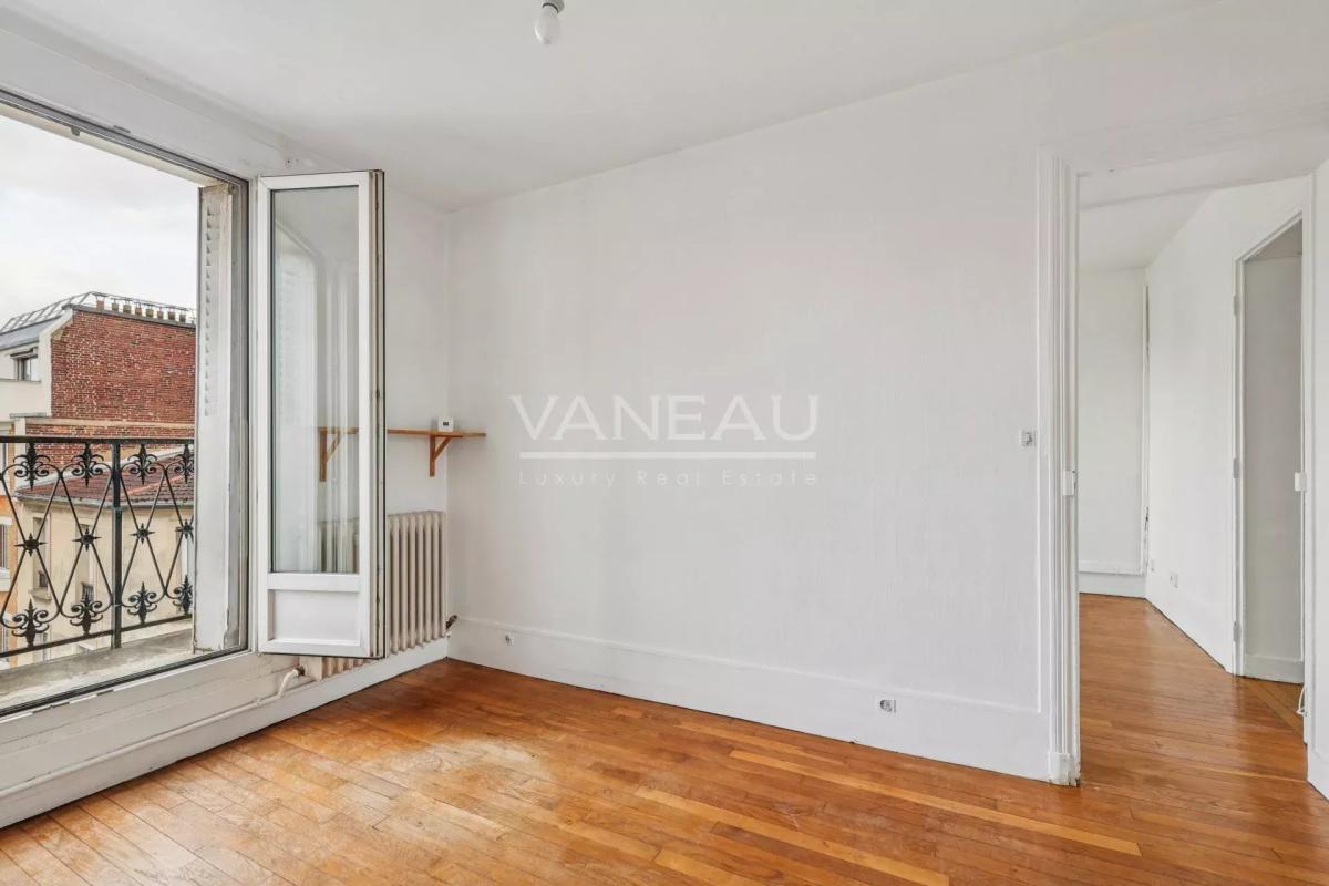 Paris 15ème Boucicaut - 3 pièces avec balcon et vue  dégagée sur