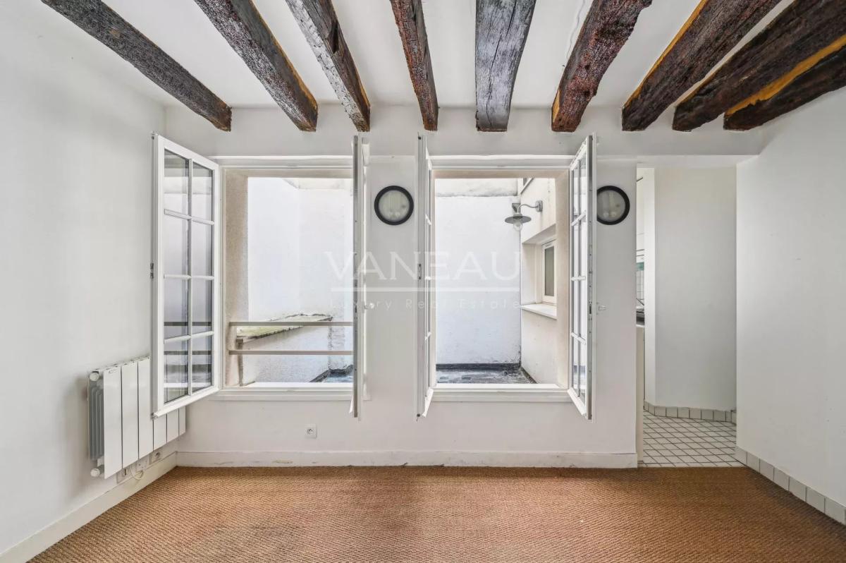 Exclusivité un studio Angle Bac /Grenelle