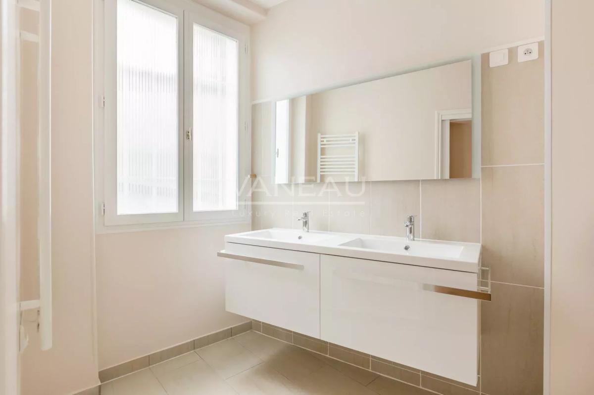 Paris V -  rue Monge