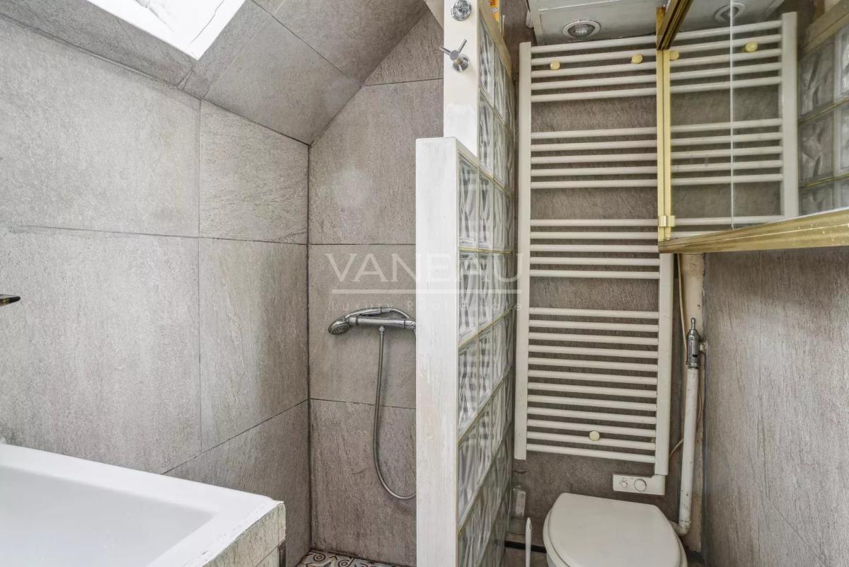 Boulogne - Dernier étage avec terrasse