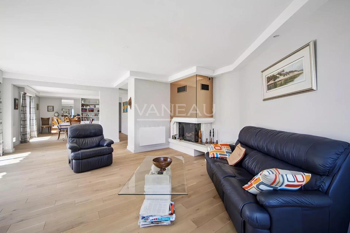 Duplex au dernier étage avec terrasses