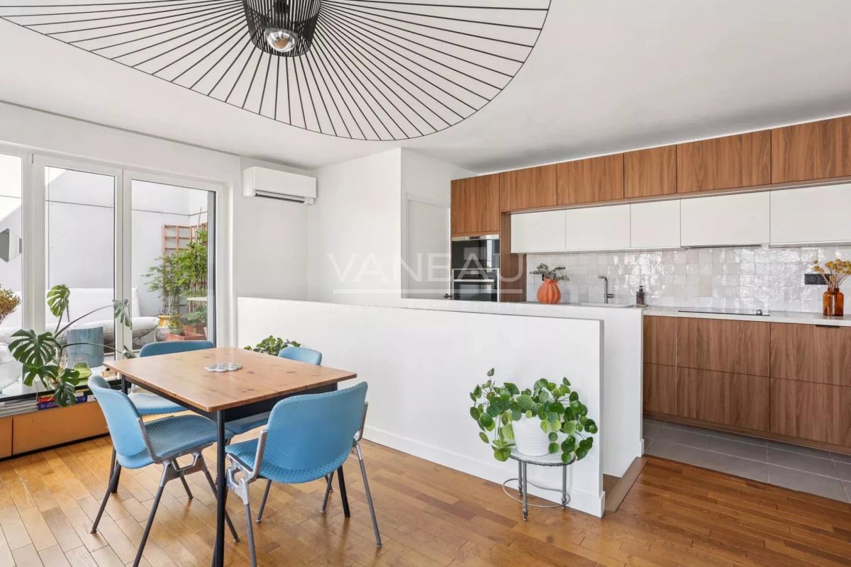 COUP DE CŒUR – DERNIER ÉTAGE - TERRASSE - CLIMATISATION