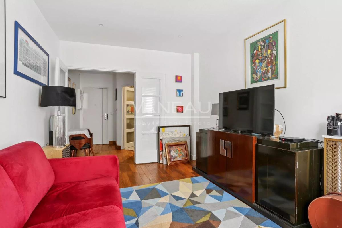 Bel ancien avec ascenseur