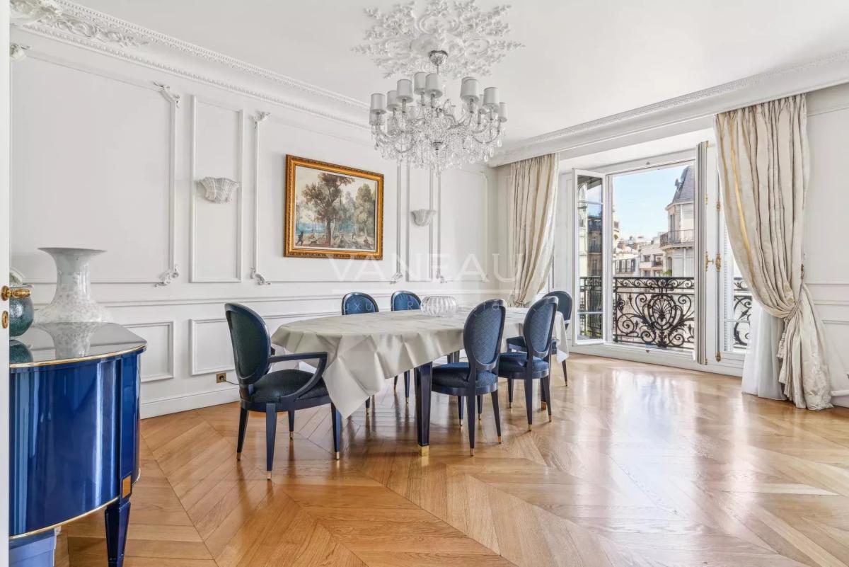 Paris XVIIe - Courcelles / Ternes - Appartement familial de 150m