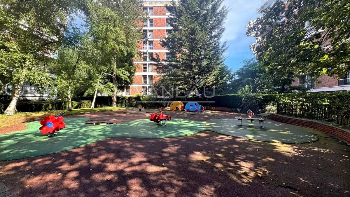 Bel appartement familial en excellent état avec terrasse