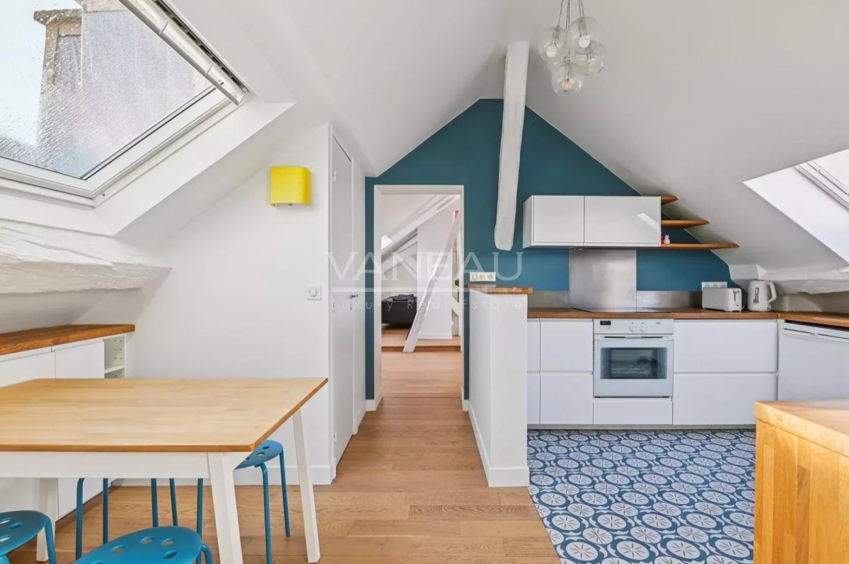 PARIS XII - Appartement meublé et familial en duplex - rue de Bo