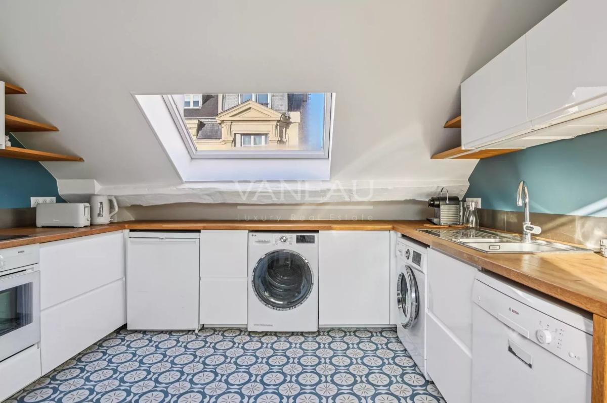 PARIS XII - Appartement meublé et familial en duplex - rue de Bo