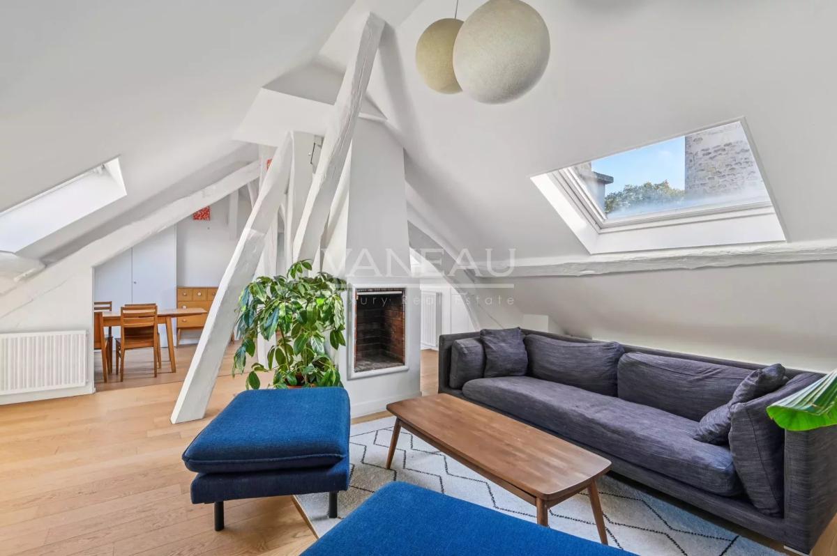 PARIS XII - Appartement meublé et familial en duplex - rue de Bo