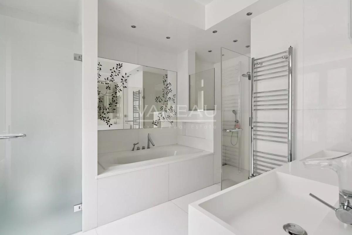 Neuilly-Bois de Boulogne -Appartement de réception d’exception