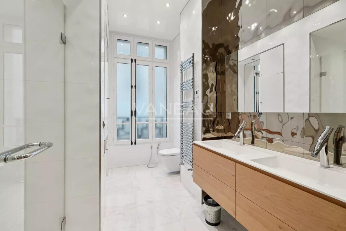 Neuilly-Bois de Boulogne -Appartement de réception d’exception