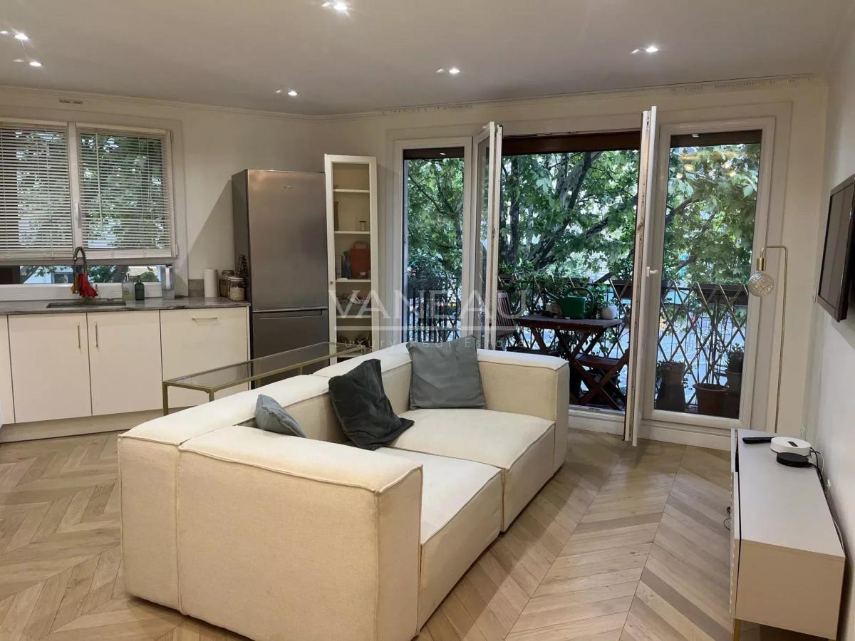 Appartement 2 Pièces - Quartier · Clignancourt · Grandes Carrièr