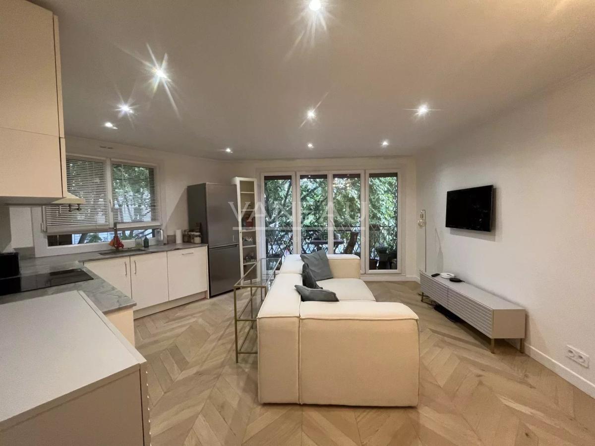 Appartement 2 Pièces - Quartier · Clignancourt · Grandes Carrièr