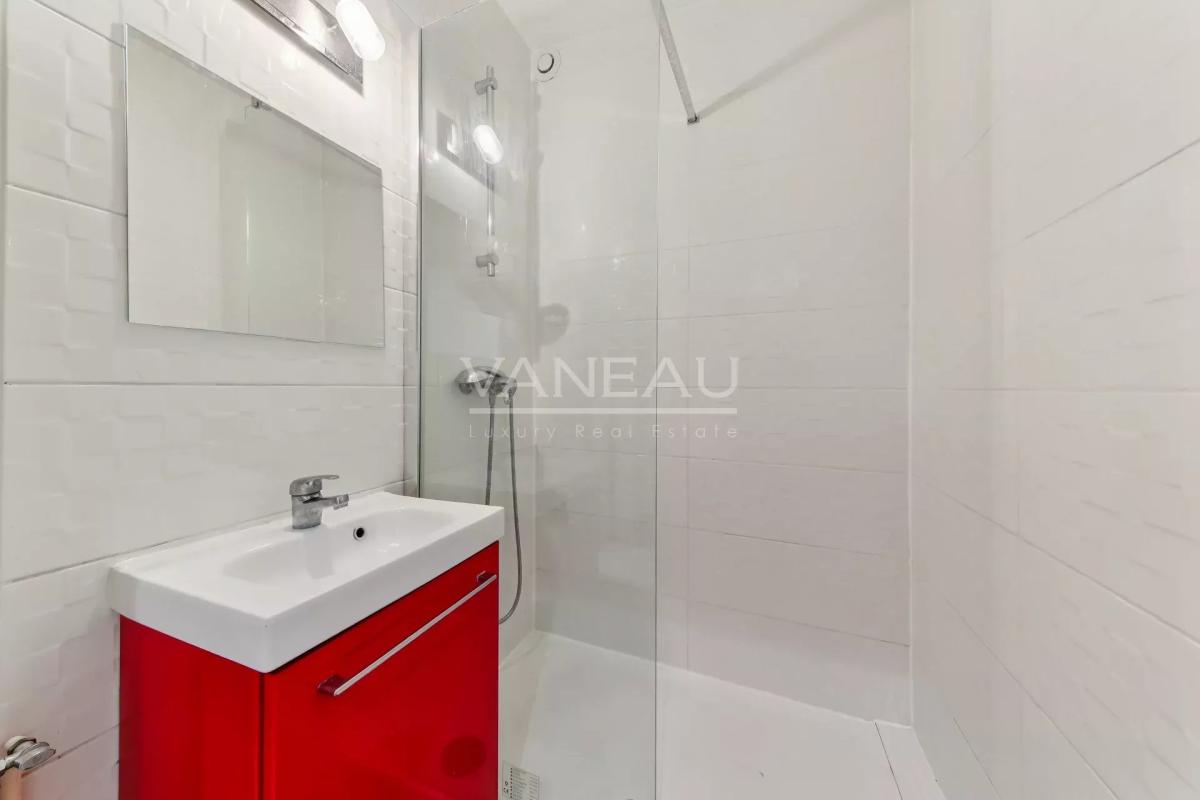 BOULOGNE NORD STUDIO SUR COUR