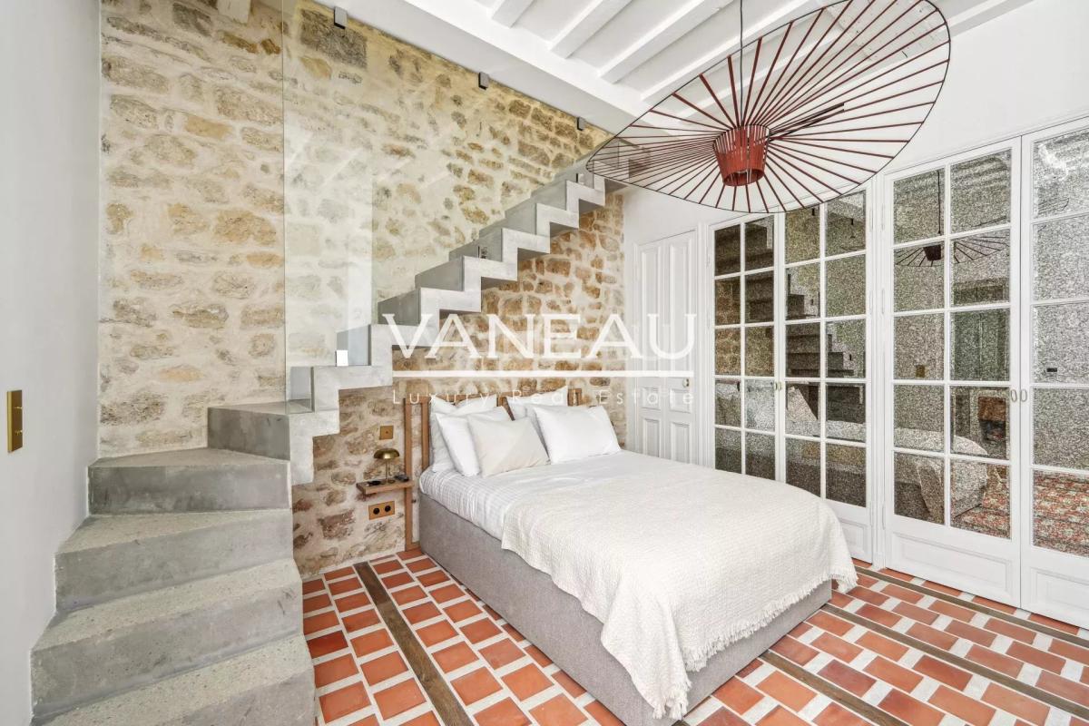 Paris VIe - Odéon - Luxueux pied-à-terre intégralement rénové au