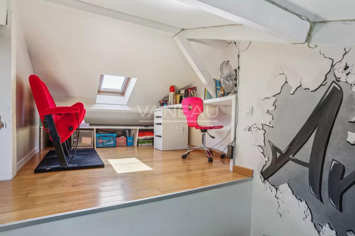 Boulogne - Dernier étage avec ascenseur