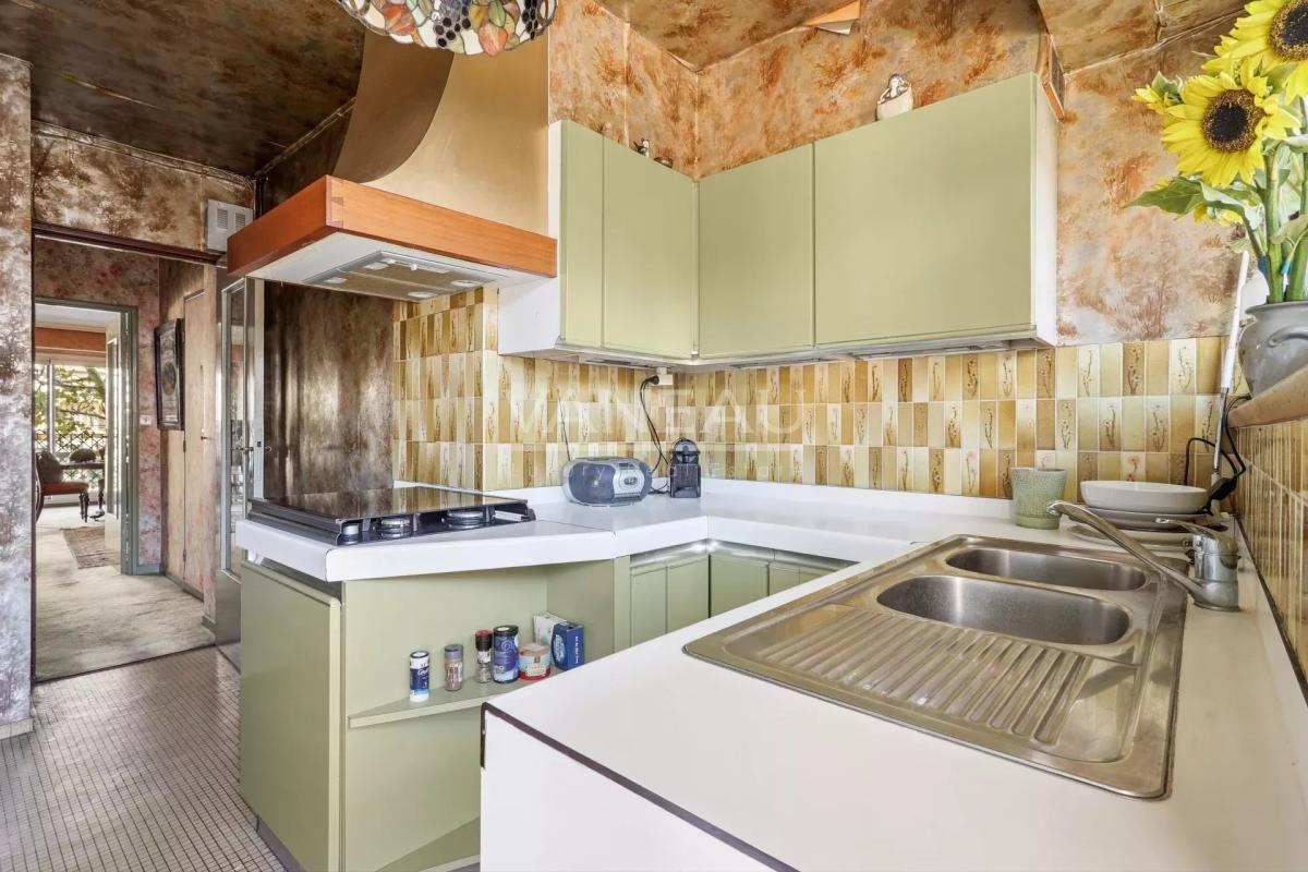 BOULOGNE - APPARTEMENT FAMILIAL AVEC BALCONS