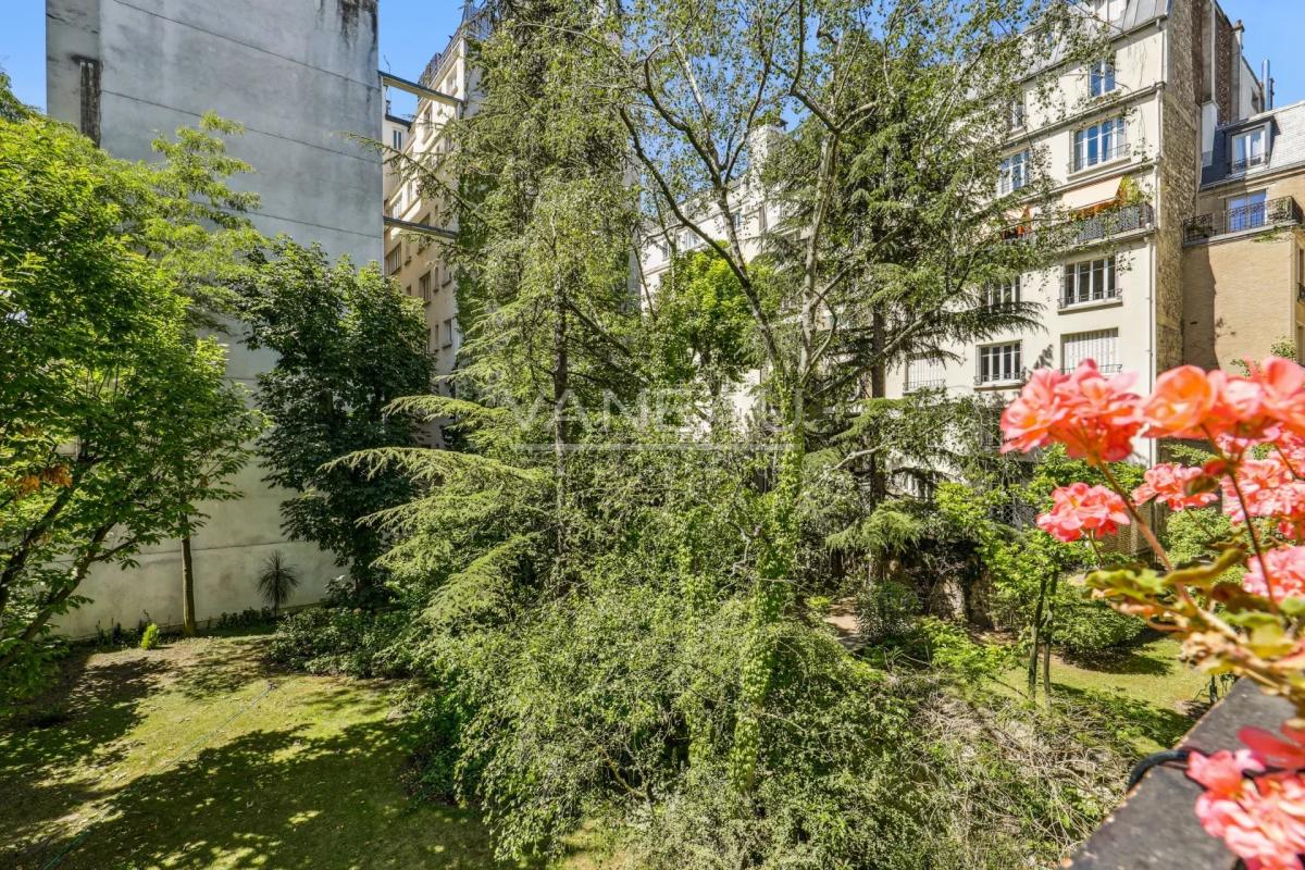 Paris XVIème - Auteuil Sud - 2 pièces - Balcon