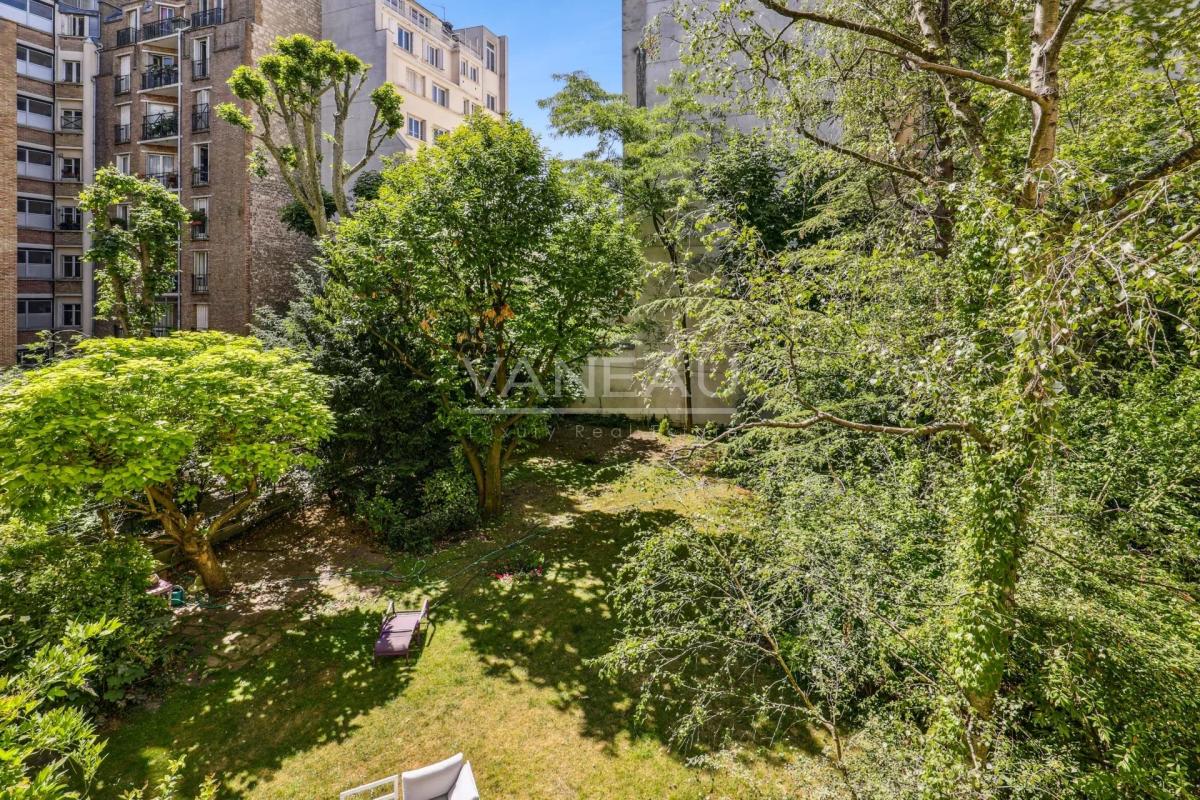 Paris XVIème - Auteuil Sud - 2 pièces - Balcon