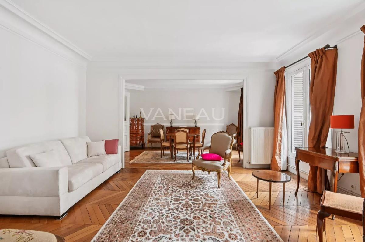 Neuilly sur Seine - Bel ancien - vues jardins