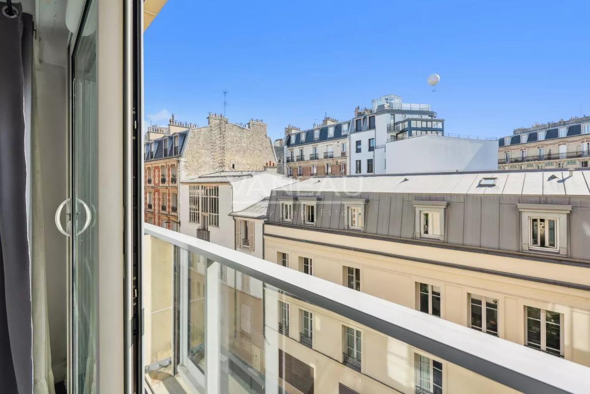 Paris XVIème - Studio - Etage élevé