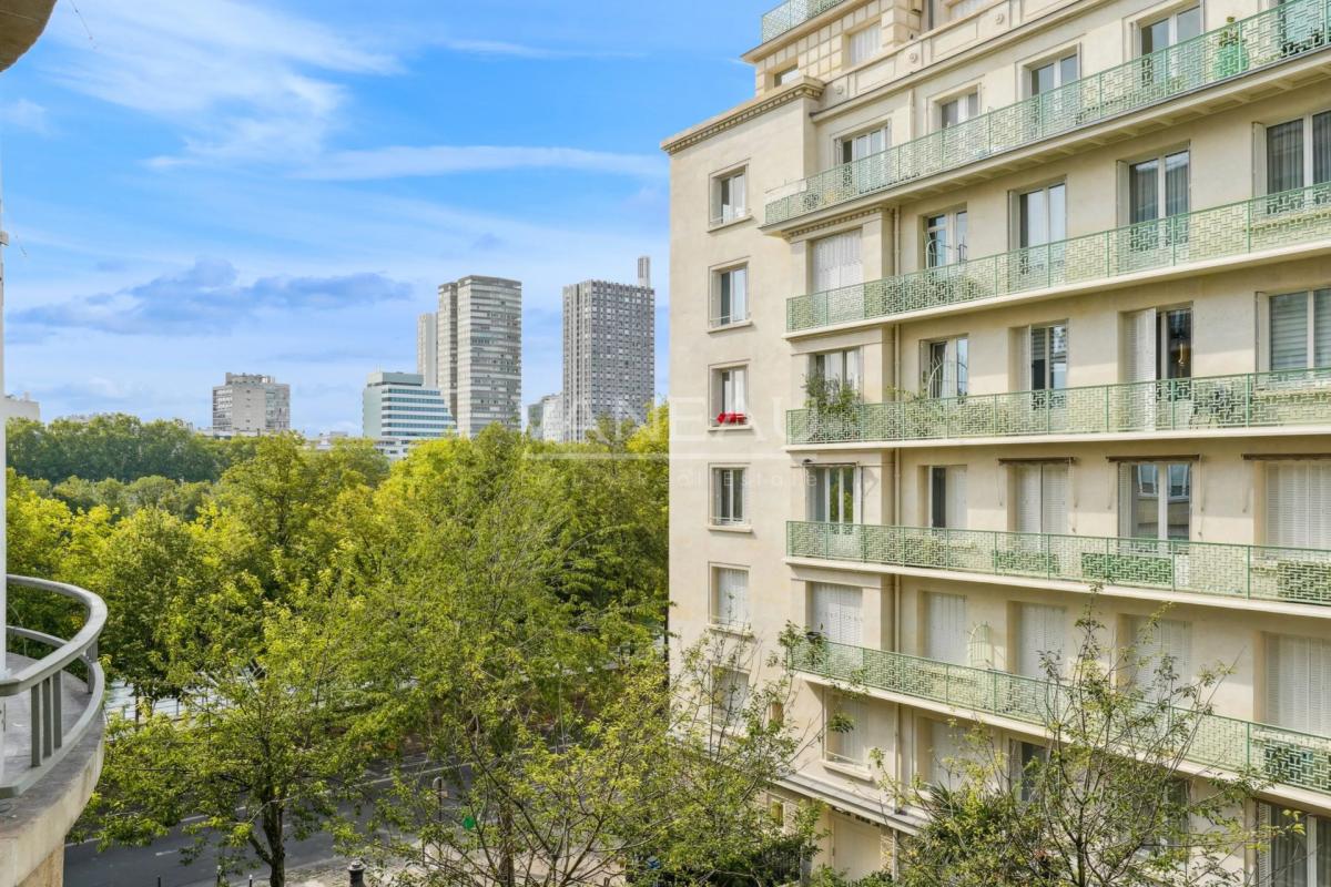 Appartement de 131 m² rénové avec prestations haut de gamme – 3ᵉ