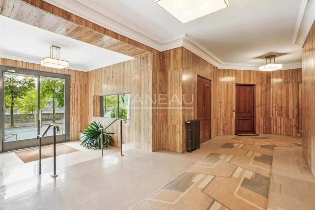 Appartement de 131 m² rénové avec prestations haut de gamme – 3ᵉ