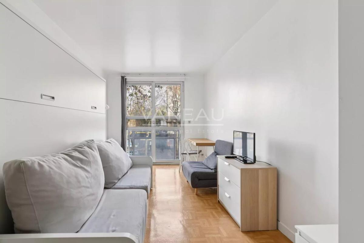 Paris 12e - Studio meublé - Lumière