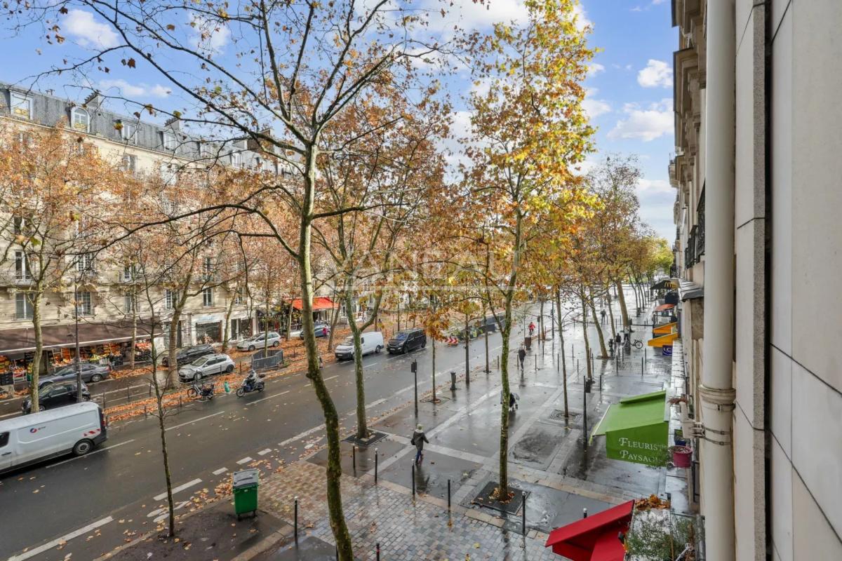 Paris 12e - Studio meublé - Lumière