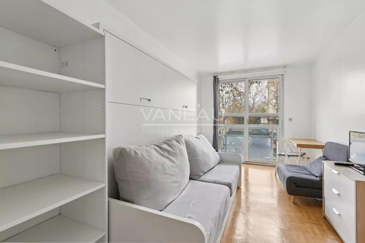 Paris 12e - Studio meublé - Lumière