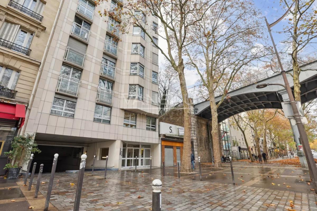 Paris 12e - Studio meublé - Lumière