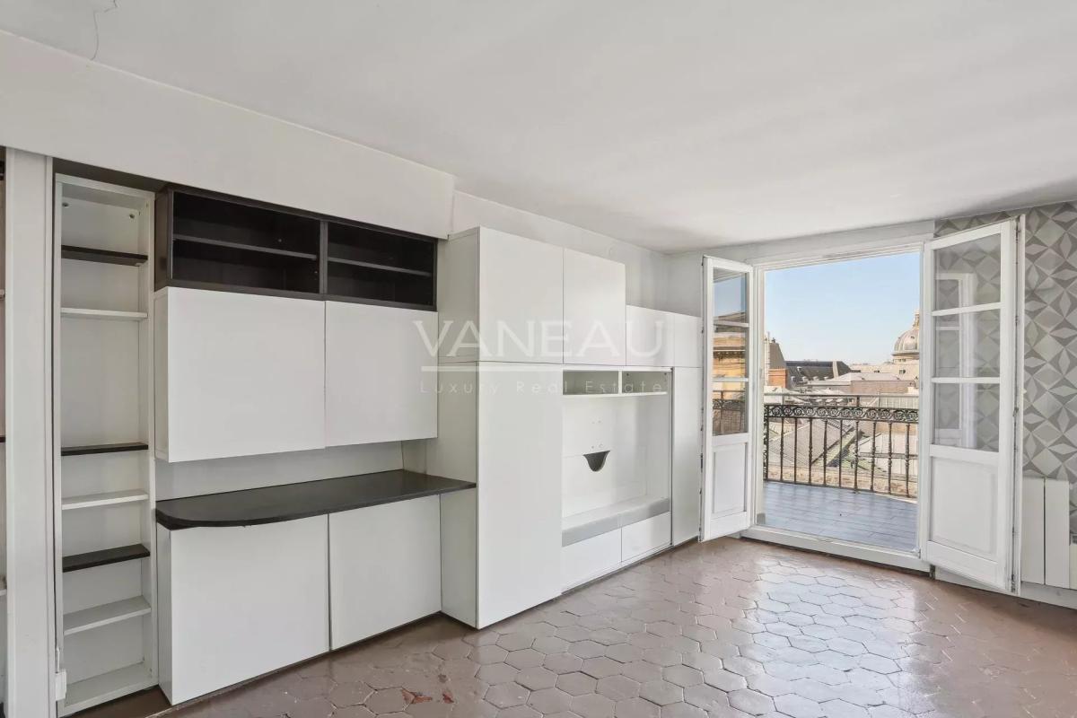 Exclusivité - Paris 6e - Monnaie - Deux pièces avec terrasse