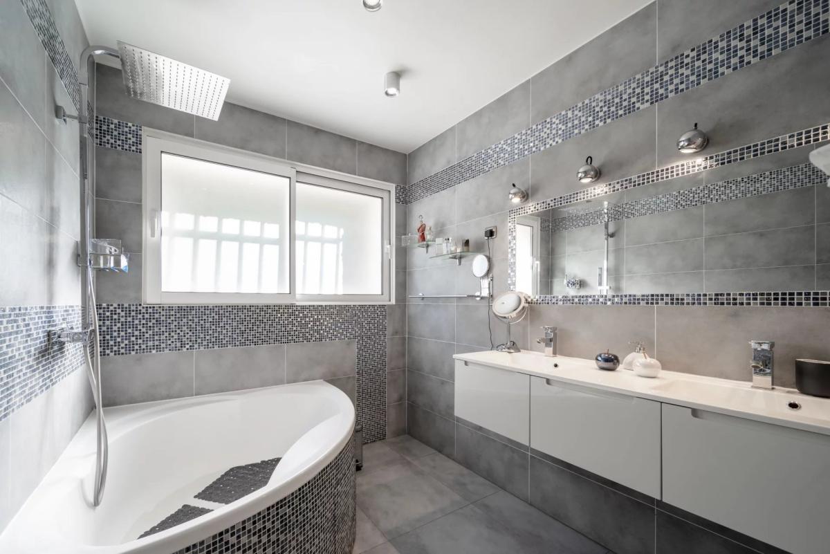 CANNES MONFLEURY VILLA A VENDRE