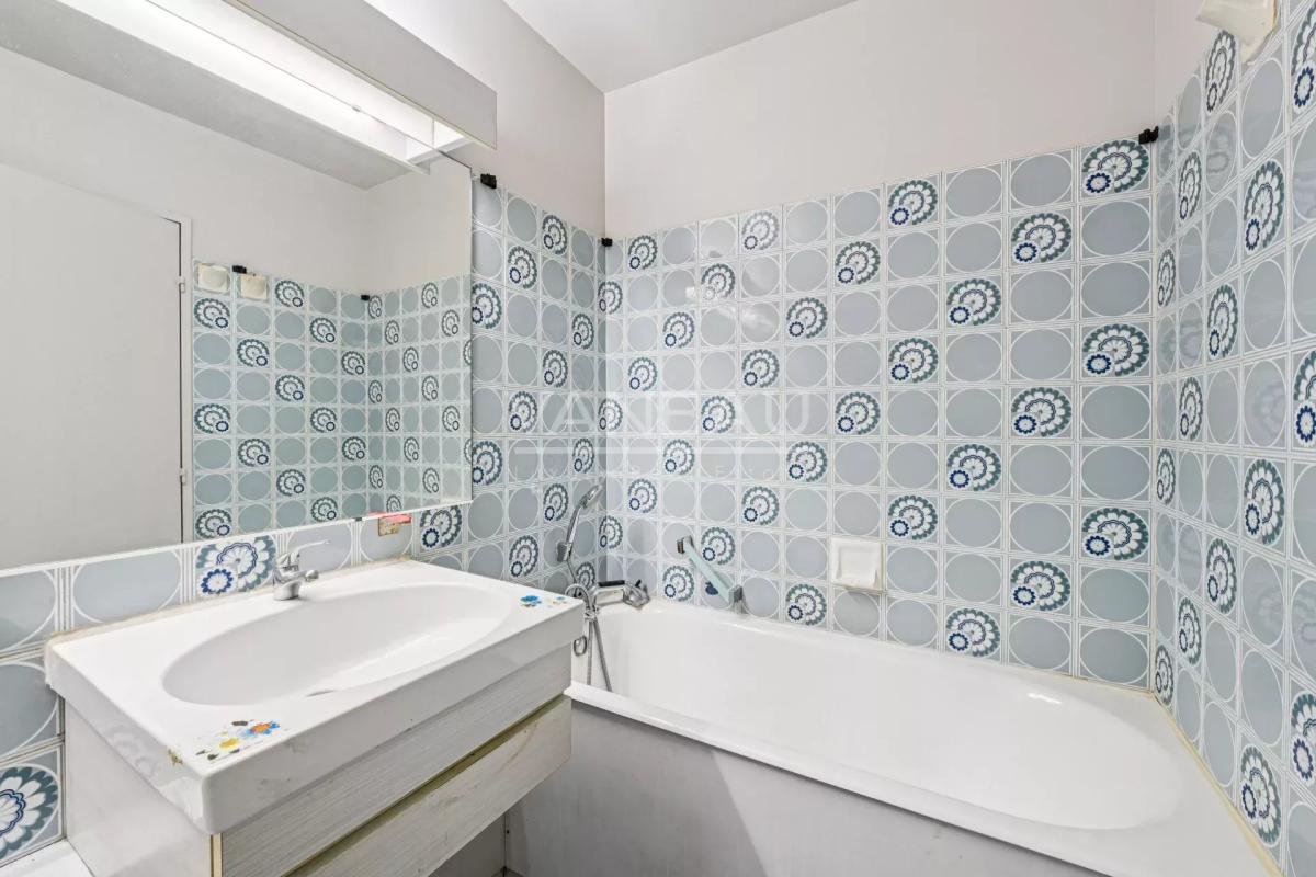 Paris XIIème – Picpus – 2 pièces lumineux avec  balcon.