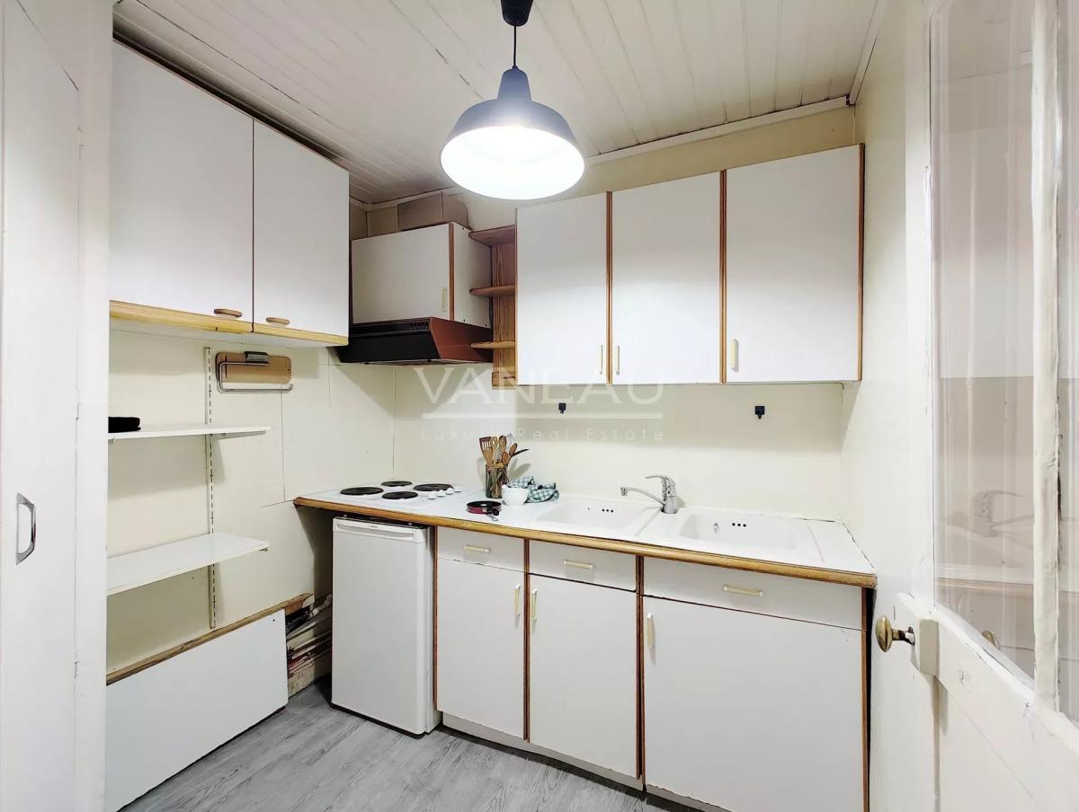 Paris 3e - Centre Pompidou - studio avec potentiel