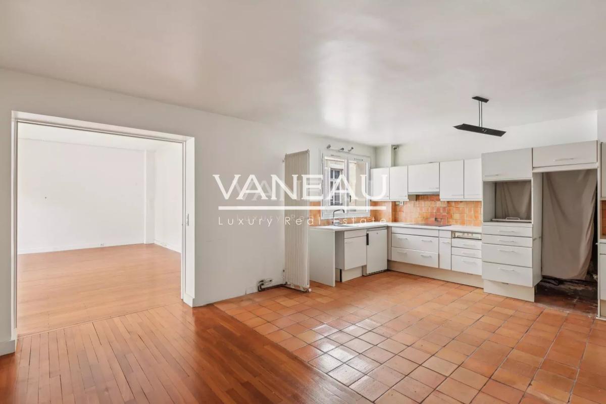 Quai de Béthune  – Appartement 117 m² + studio 14 m²