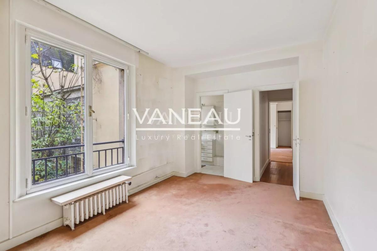 Quai de Béthune  – Appartement 117 m² + studio 14 m²