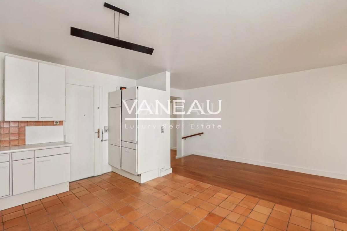 Quai de Béthune  – Appartement 117 m² + studio 14 m²