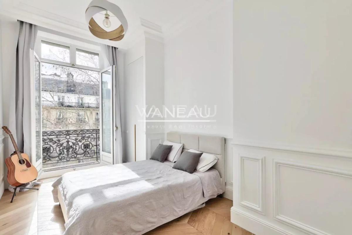 PARIS VIIIe - Faubourg du Roule