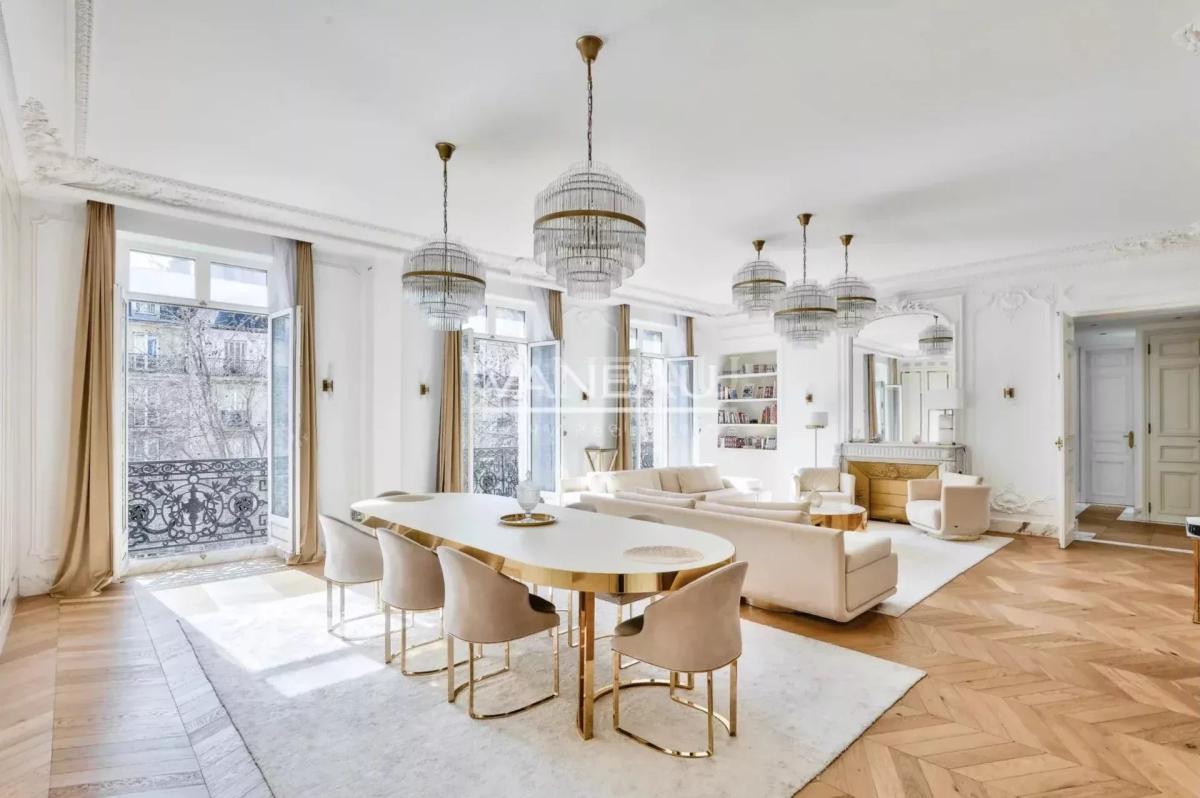 PARIS VIIIe - Faubourg du Roule