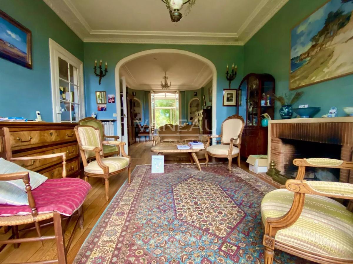 Sèvres - Quartier Brancas, rive droite - Maison meulière classée