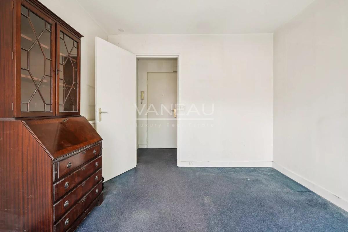 Paris XVIème - Studio - Etage élevé