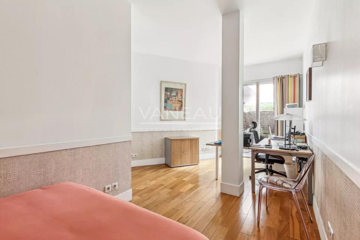 Pont de Neuilly - Comme une maison